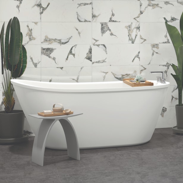 Bathtubs and Tub Surrounds